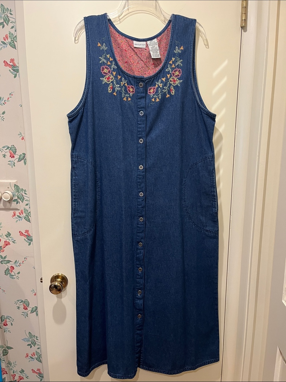 White Stag Dark Blue Sleeveless Button-Front Denim Dress with Floral Embroidery